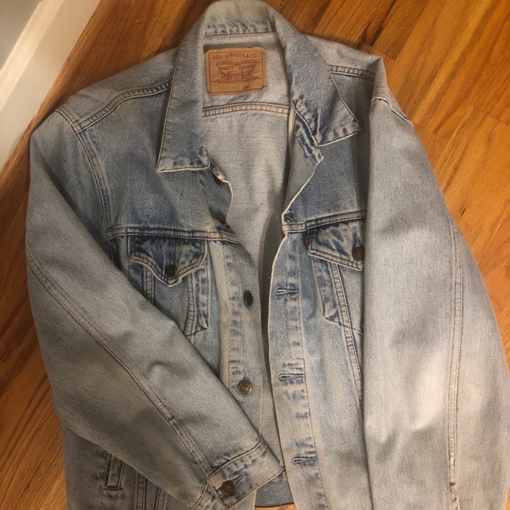 Light wash Levi Strauss Jean jacket